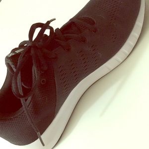 Women’s under armor running shoes